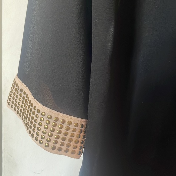 Sheer - Picture 3 of 5